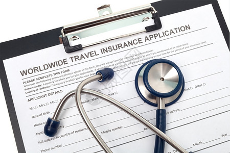 旅游关心健康国际旅行医疗保险申请配有听诊器的国际旅行医疗保险申请图片