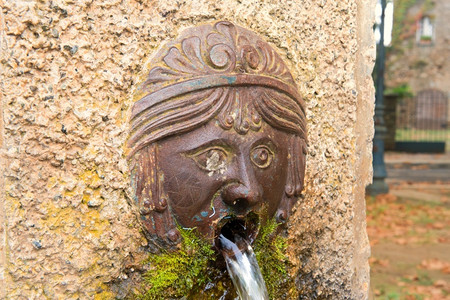 文祖拉斯卡欧洲法国辛村的泉水喷建筑学图片
