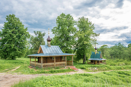 俄罗斯雅拉夫地区乌格利奇斯基村庄风光高清图片