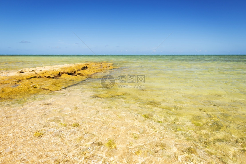 景观旅行超过DuckIsland对南太平洋新喀里多尼亚清净热带水域的展望太平洋内新喀里多尼亚图片