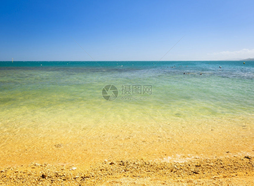 DuckIsland对南太平洋新喀里多尼亚清净热带水域的展望太平洋内新喀里多尼亚天空冷静的图片