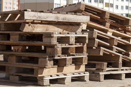 包裹储存和运输建筑材料的木箱闭合式和拆卸以储存和运输建筑材料疾病剩下图片