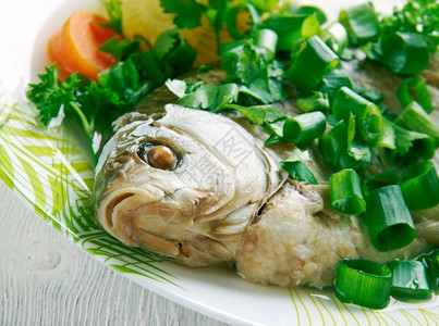 可口沙锅美味的鱼头食料的海鲜菜图片