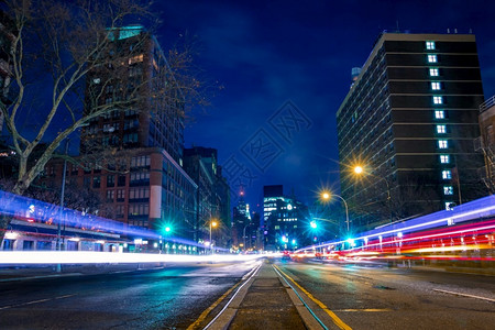 美国纽约市曼哈顿夜景图片