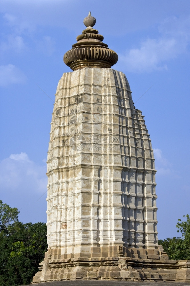 雕塑简主义旅游印度中部央邦地区克久拉霍的神庙之一图片