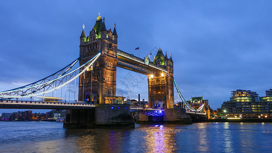 英国伦敦塔桥夜景风光高清图片