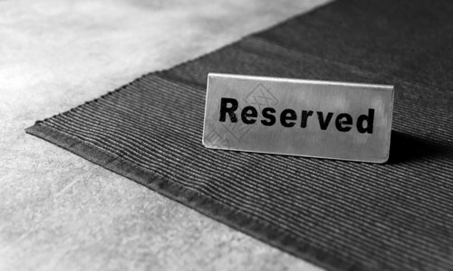 黑色桌牌预订餐厅保留桌牌白黑银彩色面板晚餐庆典背景