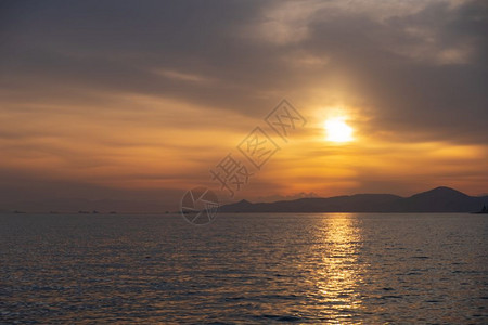 美丽的希腊首都雅典PaleoFaliro海滩日落场景希腊语法利罗图片