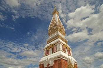 艺术金的泰国色圣殿佛教宗纪念碑图片