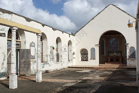 背风圣乔治公会的废墟教在加勒比格林纳达HuricanIvan教堂被摧毁吸引力目的地游客高清图片素材