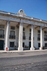 欧洲的葡萄牙里斯本军事博物馆美丽的景蓝天背西伯利建筑学背景图片