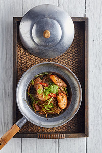 美味的盆栽健康虾用维米切利泰海食物加虾用维米切利粉加虾图片