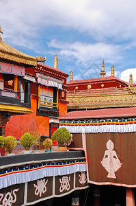 宗教象征旅游拉萨的Jokhang寺庙高清图片