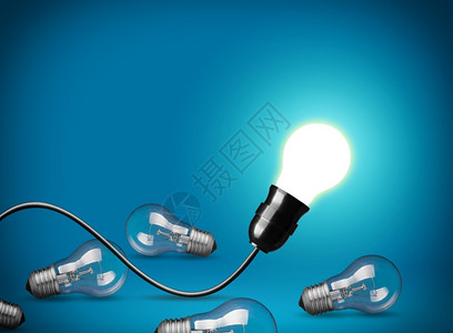商业家庭进化理想概念与照明灯泡电高清图片素材