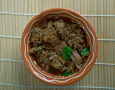 木头明堂Boshintang韩国汤包括狗肉胡椒高清图片