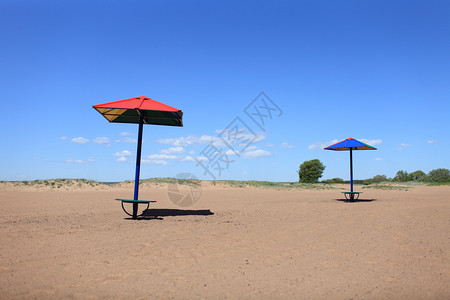 沙滩丘太阳伞图片