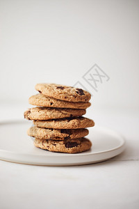 可口选择的生活巧克力薯片饼干甜美味点心概念图片