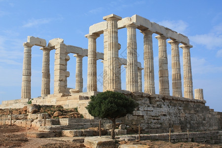 古希腊神话中的海洋波塞冬圣殿的遗迹雅典附近的索尼恩角靠上帝宗教背景图片