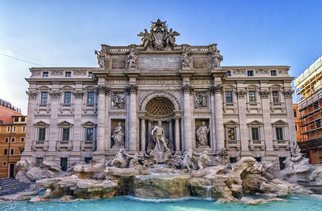 巴洛克式每天靠近特雷维喷泉罗马人意大利特雷维喷泉意大利罗姆人历史建造图片