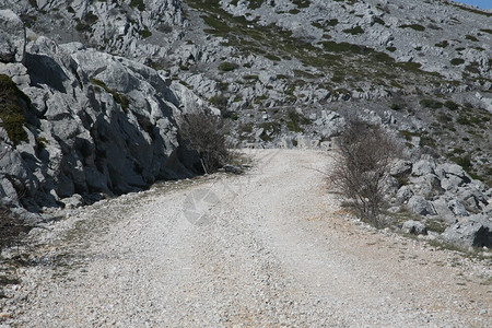 克罗地亚维列比特山公路爬全景亚得里海图片