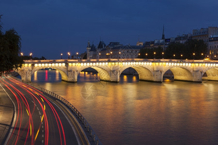 桥城市PontNeuf和Seine法国巴黎历史图片