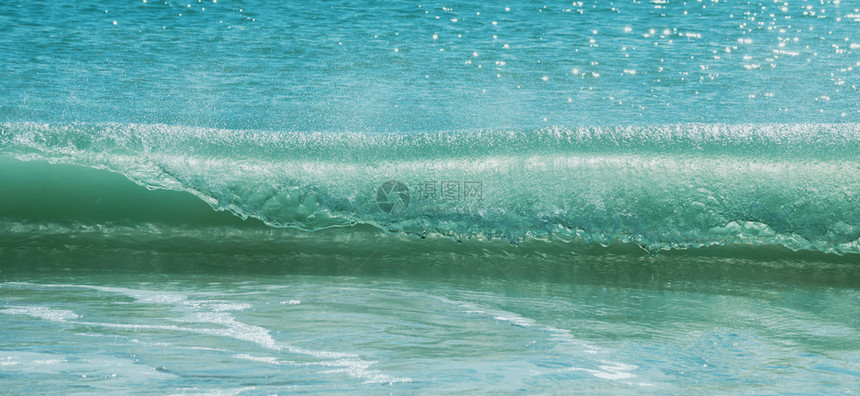 西澳大利亚海岸的蓝浪破碎色风景优美滩膨胀图片