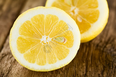 水平的点心在柠檬中半的间来点柠檬请多加一点热量夏天背景图片