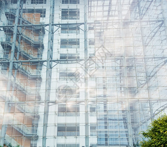 天际线一种现代高楼建筑背景的有清晰的玻璃面罩墙图片