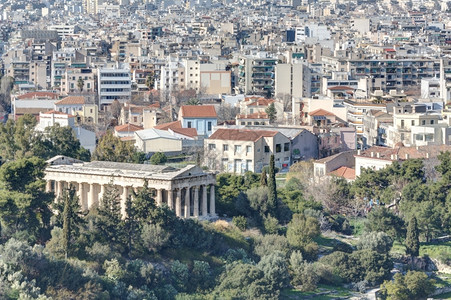 旅行从Areopagus或火星山可以看到雅典中心的观点希腊赫法西斯寺庙也称为特西奥或塞翁作为联络点提西奥翁背景
