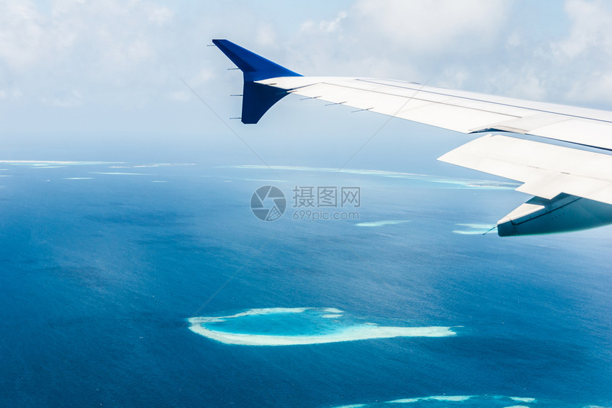水假期从飞机上看马尔代夫环礁天线图片