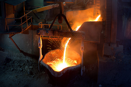 智利一家铜厂的熔溢出美国行业生产图片