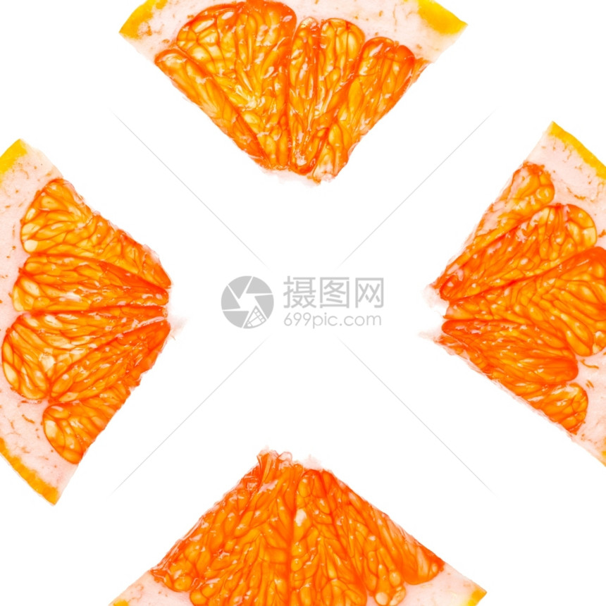 白色背景上分离的新鲜柑橘片自然红色的早餐图片