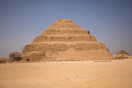 金字塔阶梯埃及Saqqqara的Djoser阶梯金字塔天空墓著名的背景
