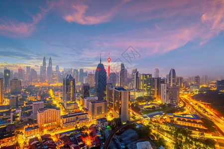 马来西亚人目的地块状马来西亚日落时首都吉隆坡市中心天际城风景图片