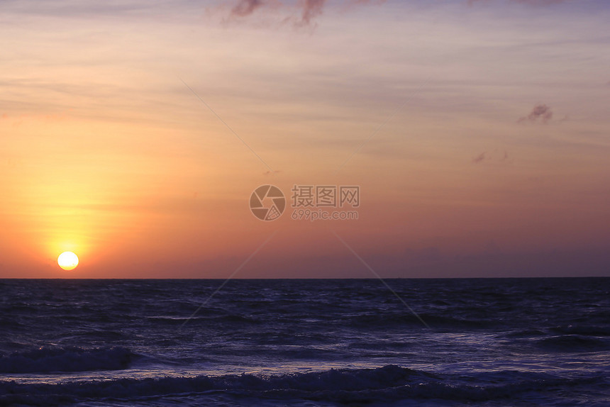 橙夏威夷海洋太阳从中升起图片