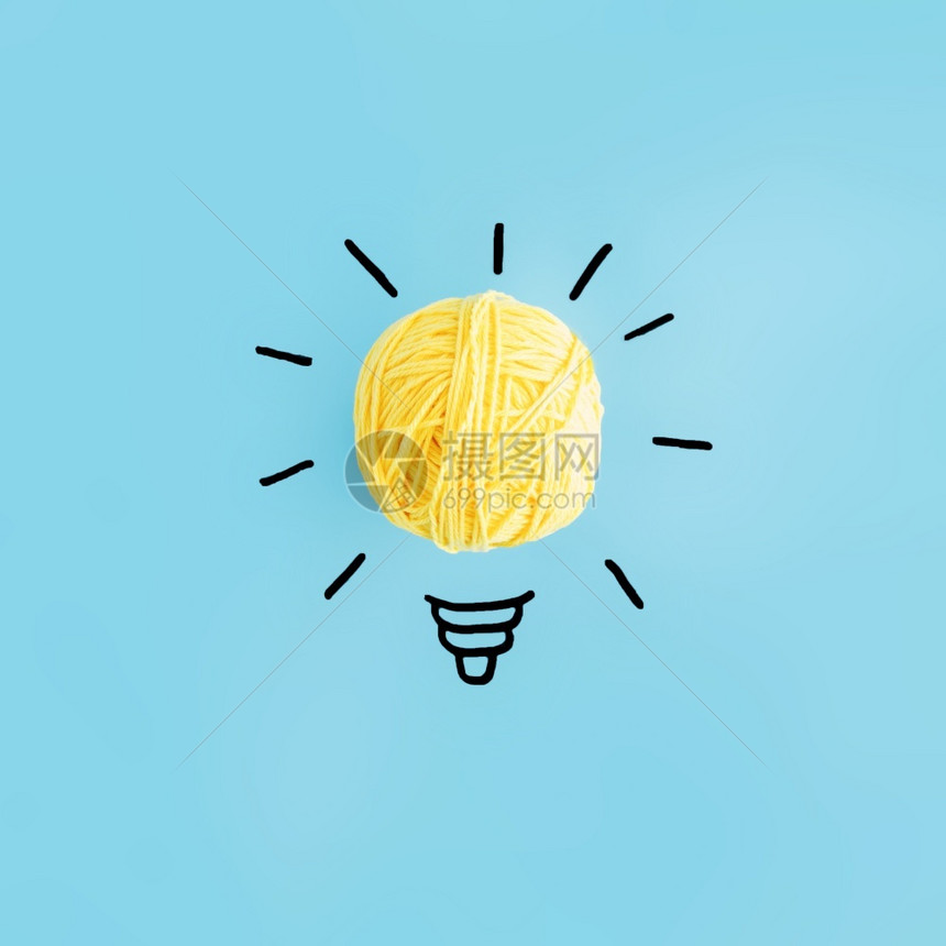光灯泡用黄球线条状蓝色背景清晰度和高品质的美丽光灯泡用黄球线条纹蓝色背景优美光灯泡机器空白的纱图片