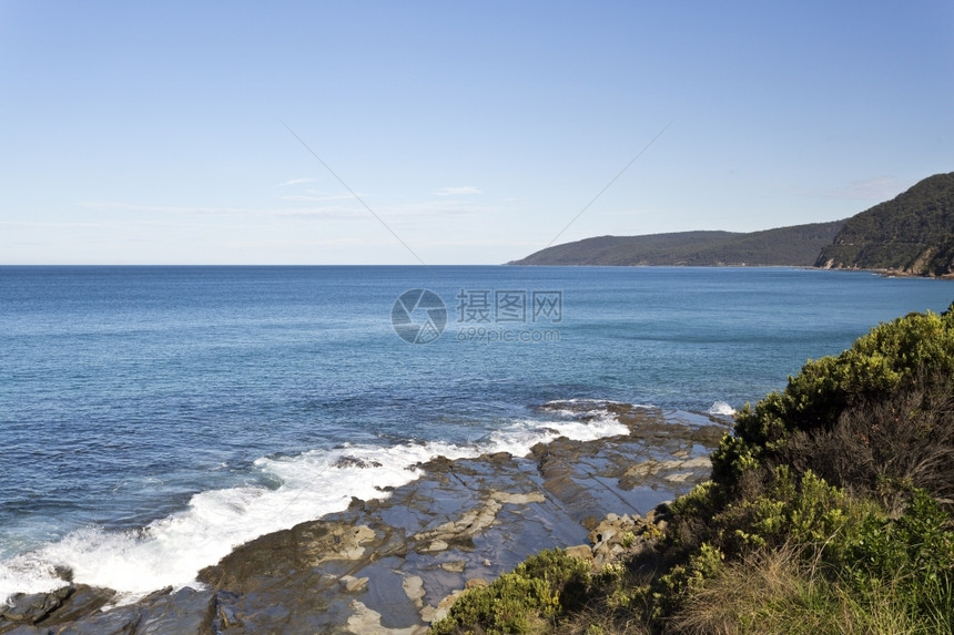 岩石澳大利亚维多洋公路沿岸的落基海滨位于澳大利亚维多海岸岩石的图片