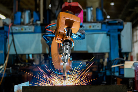 植物工业的火花机器人焊接组装在汽车厂的部分图片