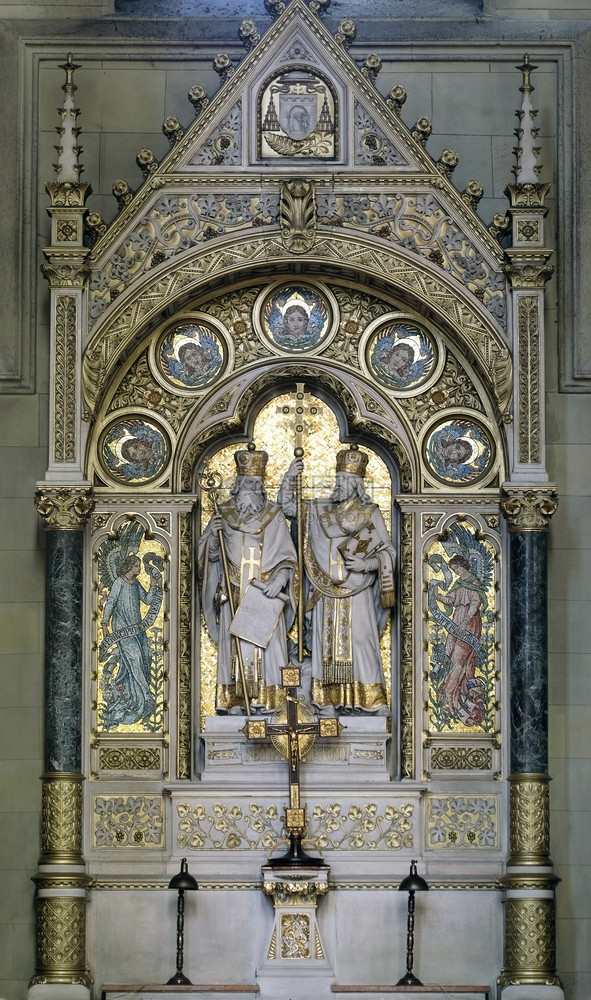萨格勒布圣十字山献给母玛利亚的公堂天使艾萨克精神图片