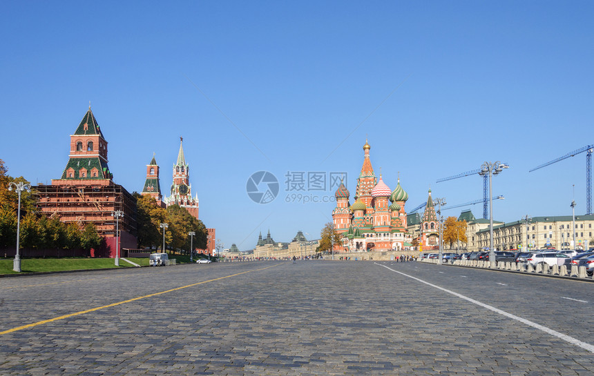 俄国莫斯科Sunny秋天VasilyevskiySpusk的红广场景象老大教堂国民图片