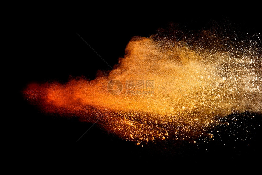 黑色背景孤立的橙爆炸摘要抽象气体发光的香料图片