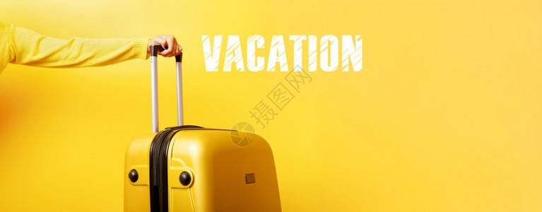 黄色行李箱和背景旅行概念全景图像的登记假黄底背景全图象网站女士络图片
