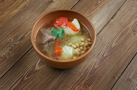 传统的洋葱Piti在高加索和中亚用羊肉蔬菜做的烹饪汤开胃图片