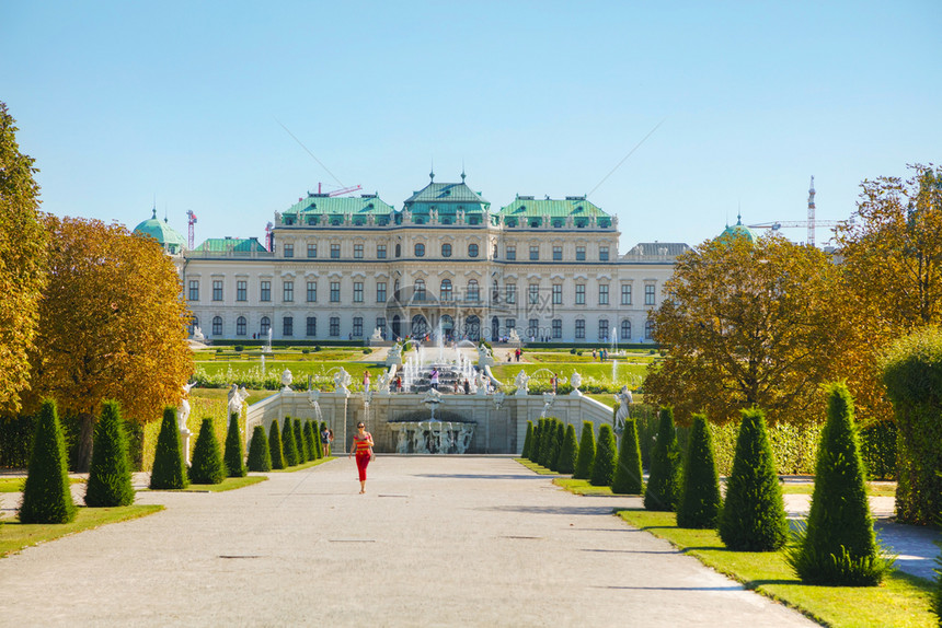 2017年8月3日奥地利维也纳贝尔韦德雷宫30号奥地利维也纳Itrsquos一个历史建筑群由两座Baroque宫奥兰治和殿平原组图片