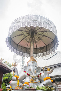 荣誉铜泰国清迈寺庙的甘尼沙银雕塑图片