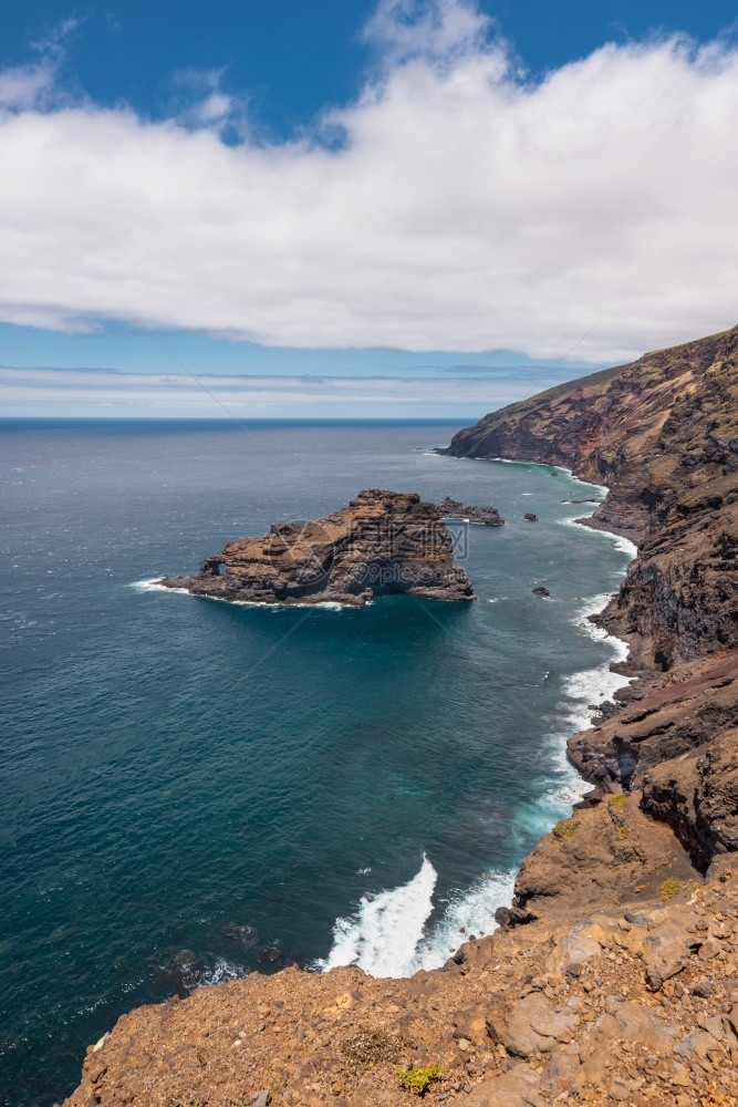 多岩石的颜色风景优美西班牙加那利群岛拉帕尔马火山景观布亚伦海岸线图片