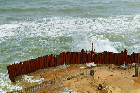 屏障海洋旅行在上建造保护结构在波罗的海沿岸建造长廊在海上建造保护结构堵塞背景