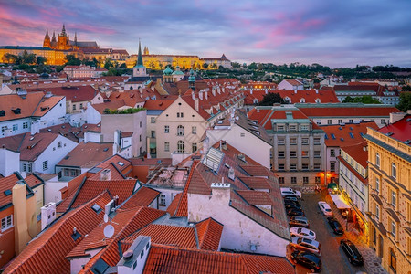 历史建造桥布拉格市下捷克旧城风景世界旅行概念见光和世界旅行图片