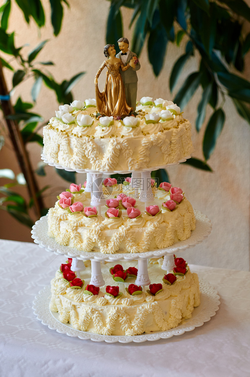 结婚纪念日传统礼蛋糕甜点烘烤的爱图片