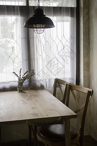 桌子建筑学古典咖啡馆内部的木头股票照片奢华图片